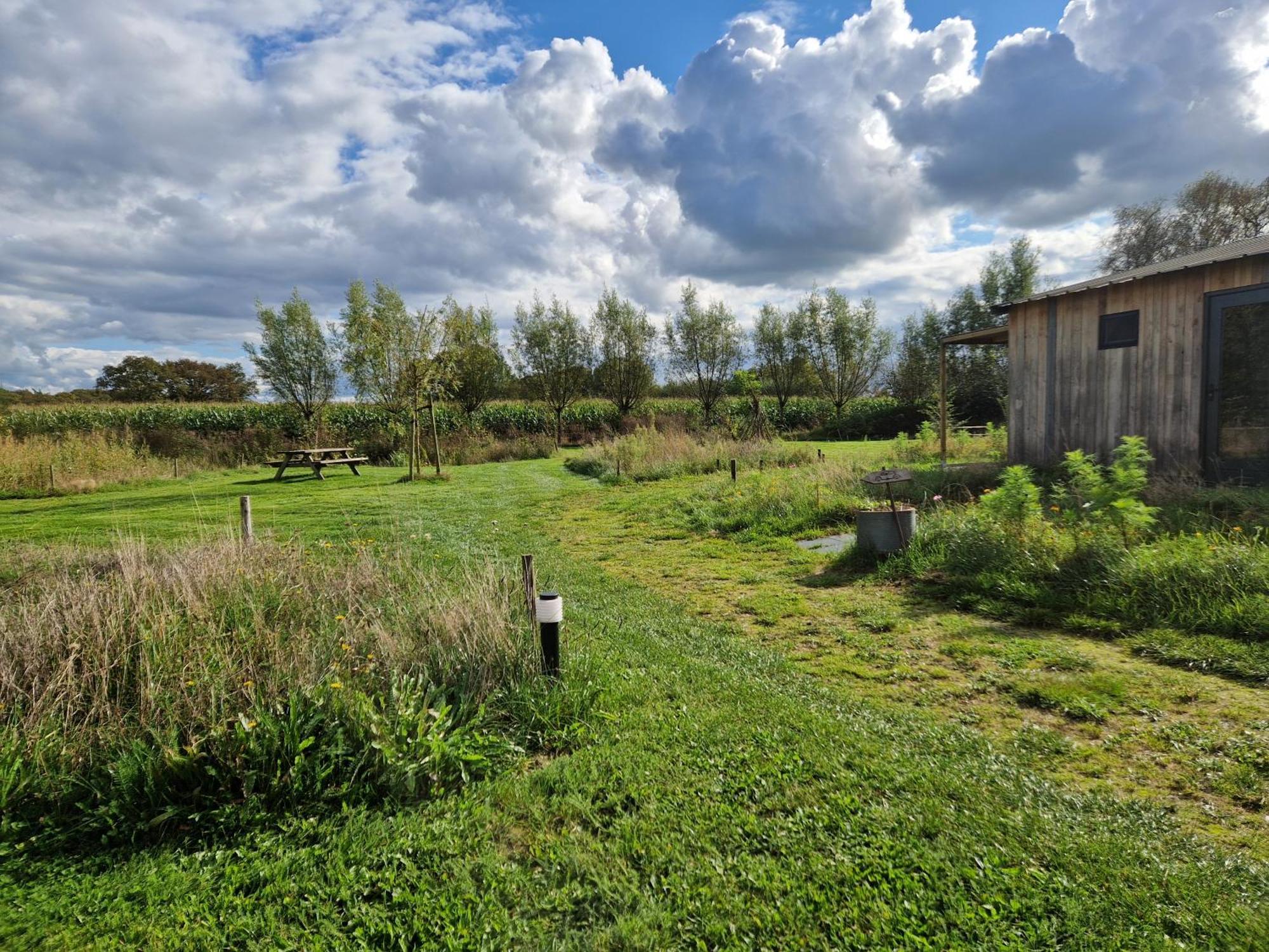 De Wilde Tuin - Tuinkamer Moergestel ภายนอก รูปภาพ